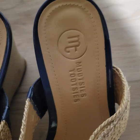 Mootsie Tootsie sandals - Picture 4 of 4